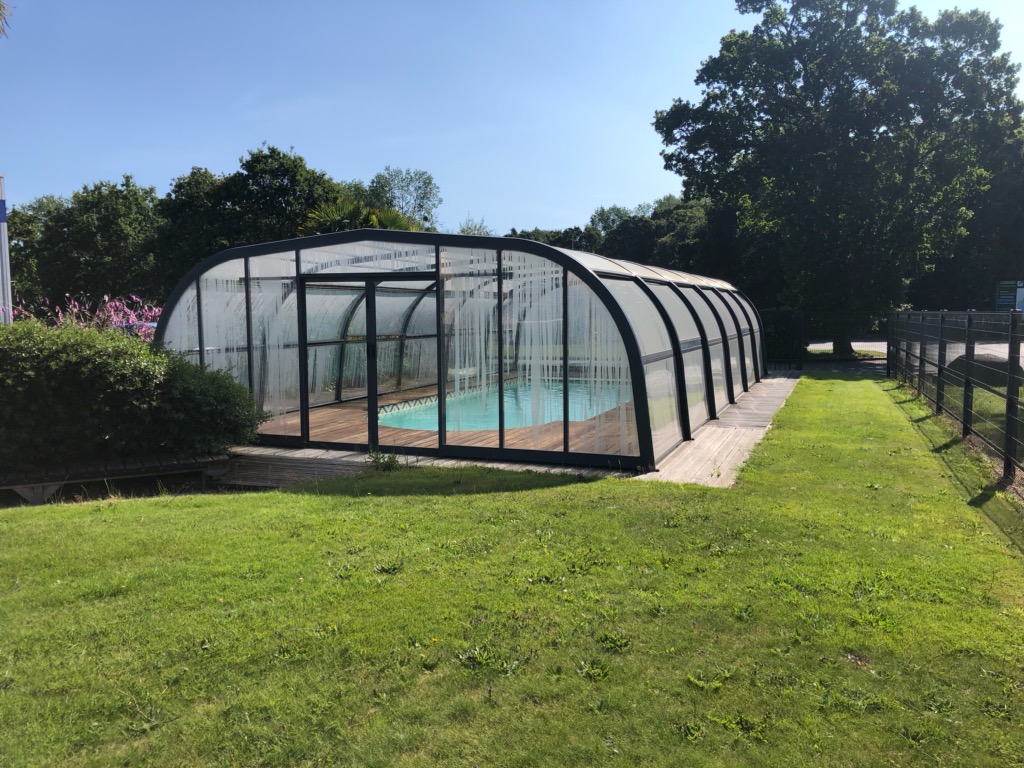 Realisation D Une Piscine Sous Abri Lanvollon